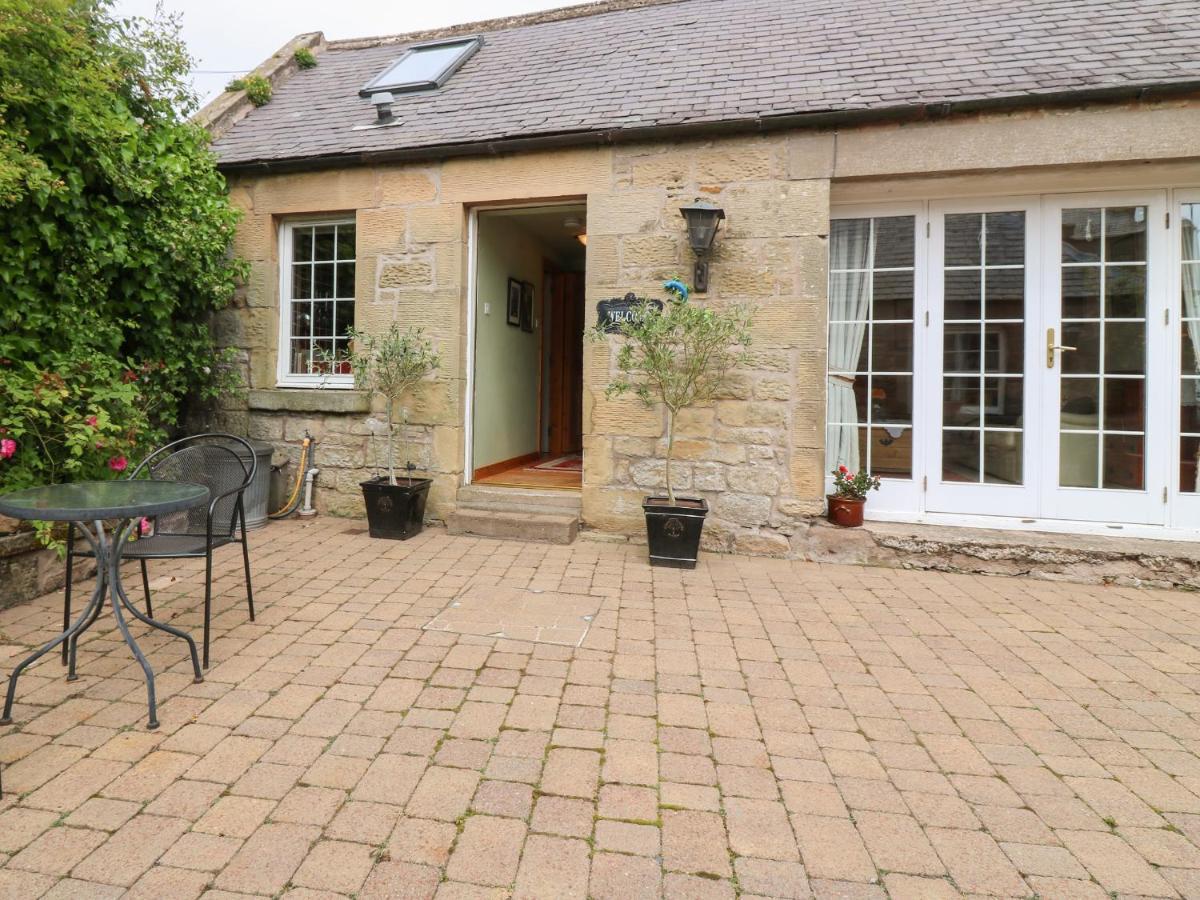 The Coach House Villa Duns Exterior photo